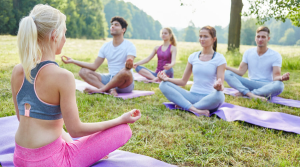 Lire la suite à propos de l’article Le yoga, une discipline à la mode mais aux origines anciennes